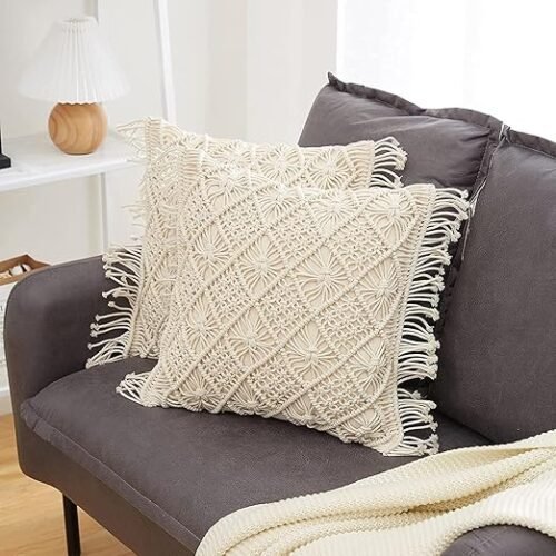 00% Soft and Comfortable material used in the making of this carpets for living room/ floor carpet and runner rugs for living room The multipurpose features of mat can protect your feet from cold floor, runner carpet for bedroom,floor mat,runner rug,bedside runner Vintage Carpet Rug dimensions measure 3x5 feet. Enough large mat is great for home decor, The Runner adopts selected fiber and the latest stitching technology. Which can be used as indoor, front bedroom/Dining Area/playroom/study room, home carpets, can be placed as bedroom carpet , back door carpets for living room,,office floor carpet, industrial area rug, commercial deal with high traffic floor area carpet and so on.